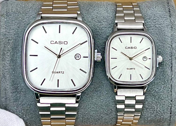 ساعت casio مدل اولدمانی تقویمدار-بند استیل