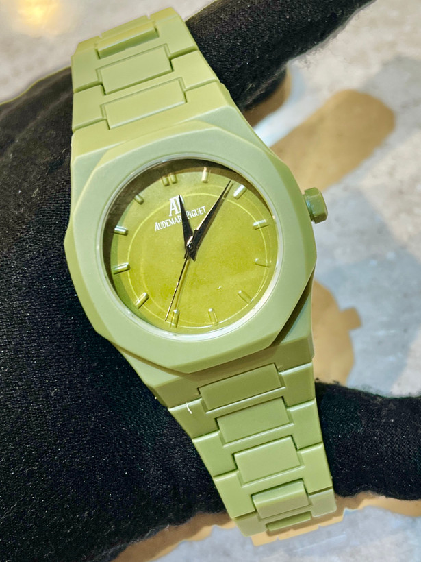 ساعت مردانه Audemars Piguet (AP) با بند پلیمری (کربنی)