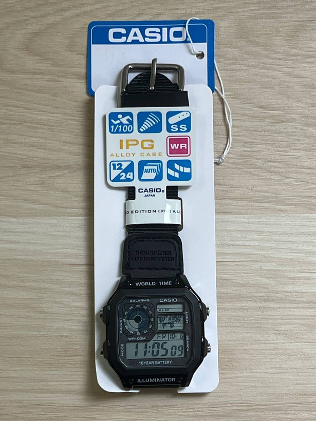 ساعت مردانه دیجیتالی کاسیو Casio جهان نما - بند برزنتی