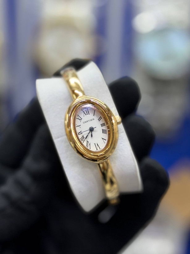 ساعت زنانه بنگل کارتیر رنگ گلد -Cartier bangel Mini (Ladies)
