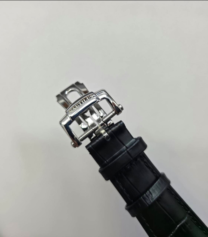 ساعت مردانه پتک فلیپ ناتیلوس -Patek Philippe NAUTILUS موتور ژاپنی