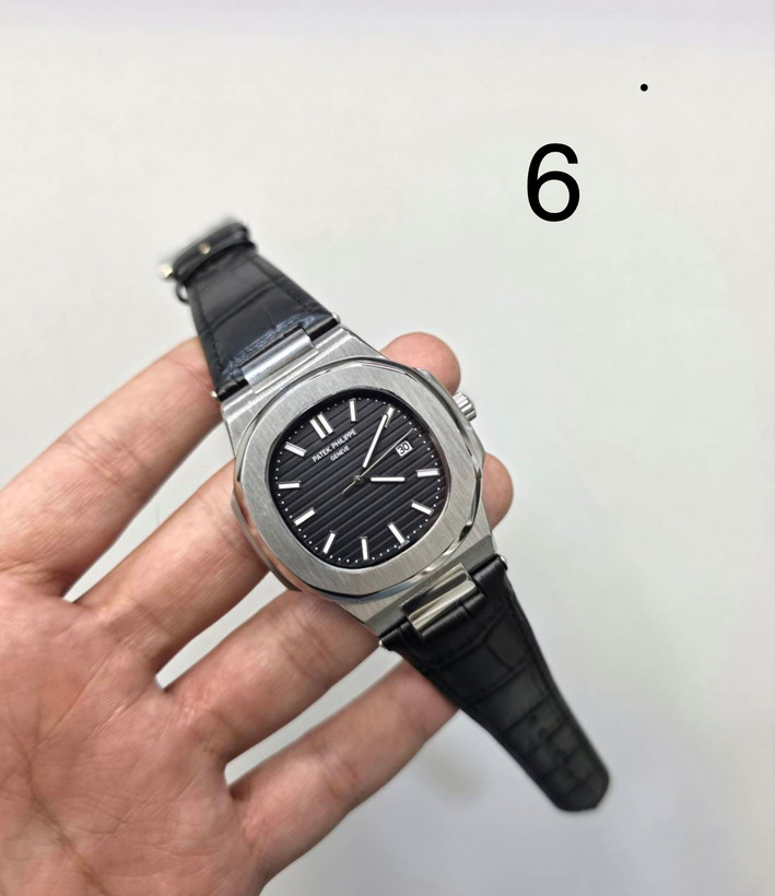 ساعت مردانه پتک فلیپ ناتیلوس -Patek Philippe NAUTILUS موتور ژاپنی