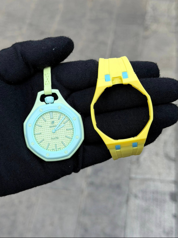 ساعت رویال پاپRoyal Pop , OMEGA X AP