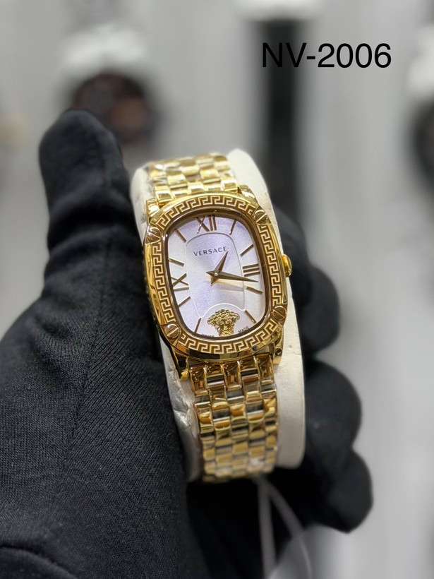 ساعت زنانه ورساچه versace
