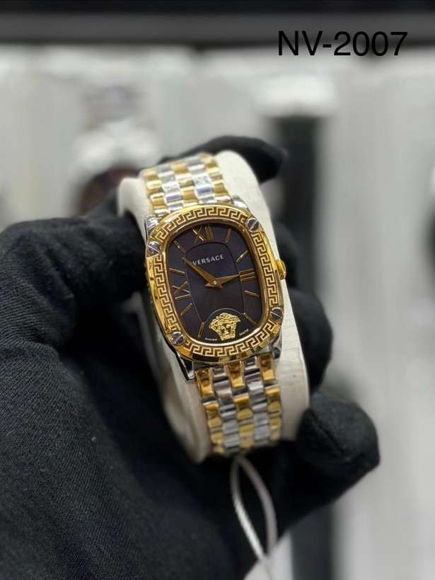 ساعت زنانه ورساچه versace
